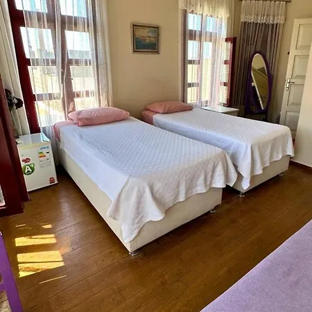 Chez Nebahat Boutique Δωμάτια σε οικογενειακή κατοικία *