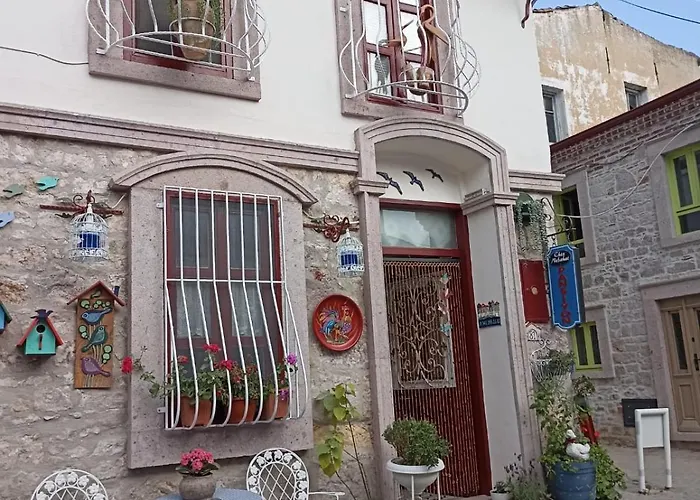 Chez Nebahat Boutique Ayvalik